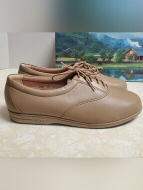 SAS Women's Mocha Leather Walking Shoes
